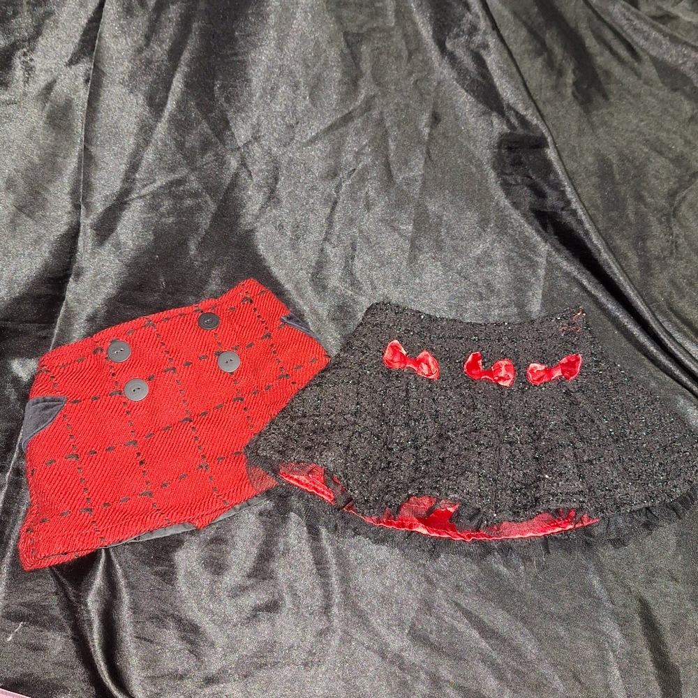2 Super Cute Baby Skirts~18 Months~Red~Black~Bows~Christmas